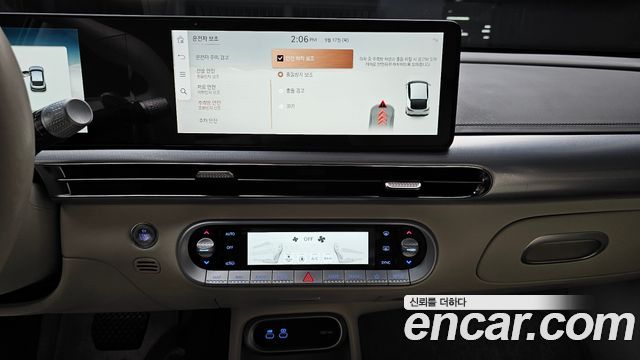 Genesis GV60 2023 — photo 20