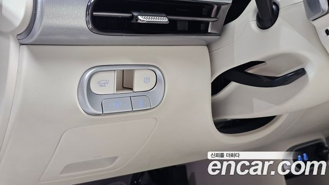 Genesis GV60 2023 — photo 22