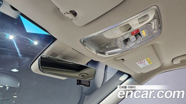 Genesis GV60 2023 — photo 26