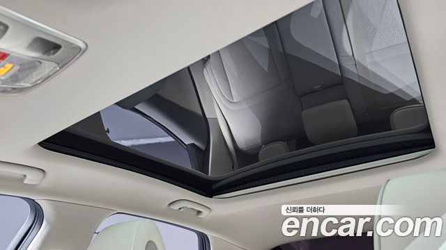 Genesis GV60 2023 — photo 28