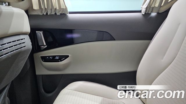 Kia Canival 2022 — photo 15