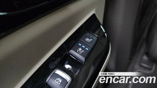 Kia Canival 2022 — photo 28