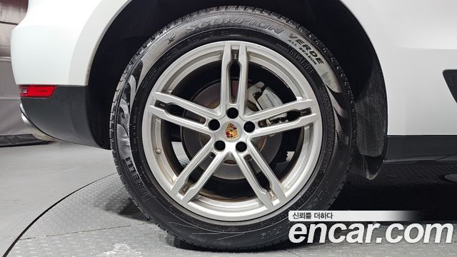 Porsche Macan 2017 — photo 5