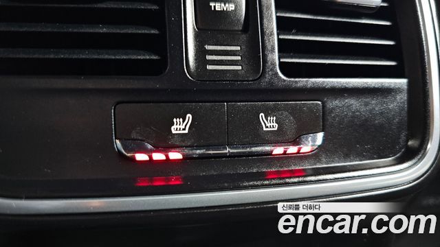 Porsche Macan 2017 — photo 25