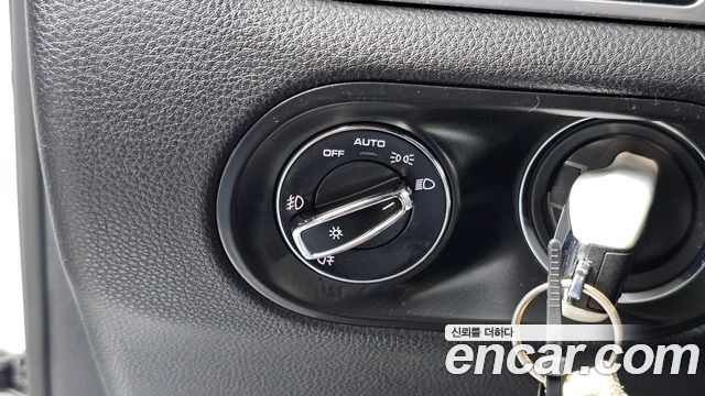 Porsche Macan 2017 — photo 29