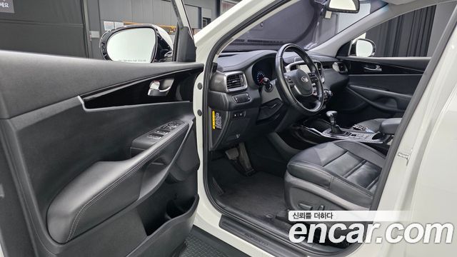 Kia Sorento 2019 — photo 13