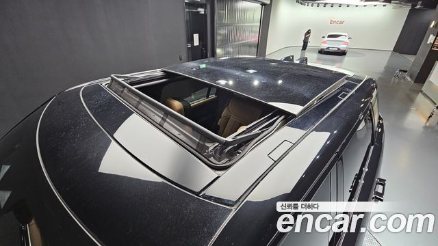 Land Rover Range Rover Sport 2023 — photo 19