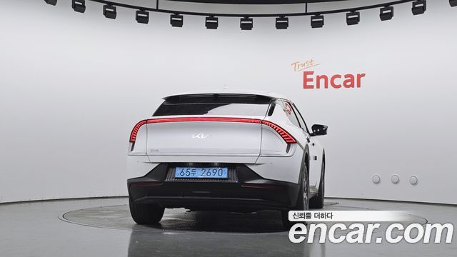 Kia EV6 2022 — photo 4
