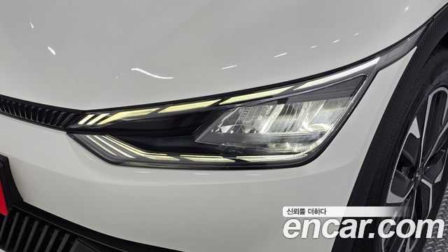 Kia EV6 2022 — photo 8