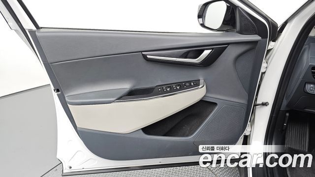 Kia EV6 2022 — photo 14