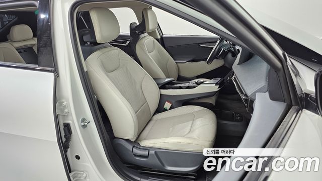 Kia EV6 2022 — photo 16