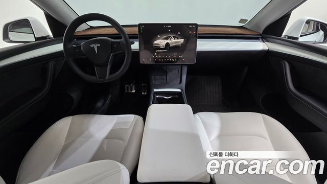 Tesla Model Y 2024 — photo 10