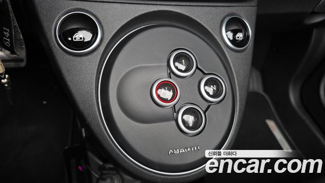 Fiat 500 2020 — photo 12