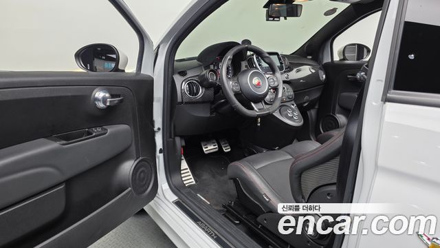 Fiat 500 2020 — photo 13