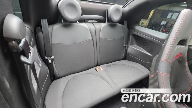 Fiat 500 2020 — photo 17
