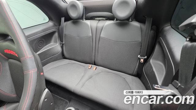 Fiat 500 2020 — photo 16