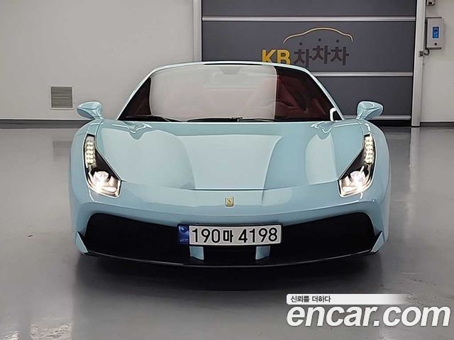 Ferrari 488 2017 — photo 2