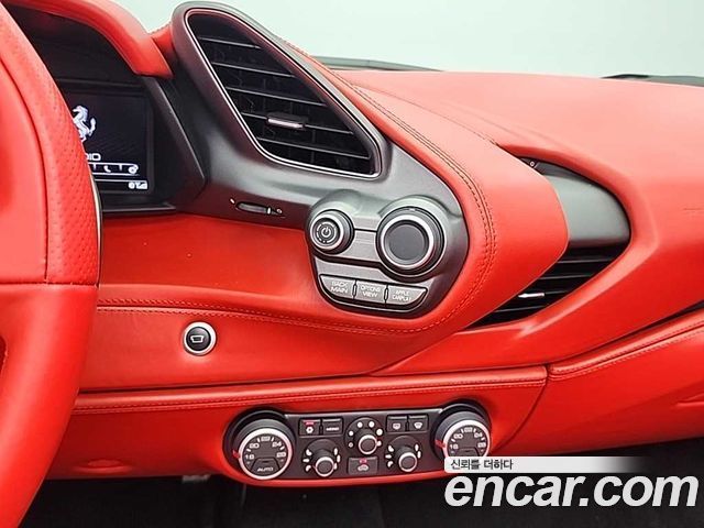 Ferrari 488 2017 — photo 10