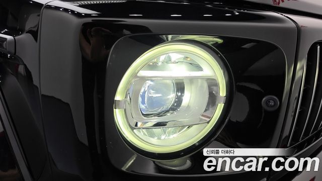 Mercedes-Benz G-Class 2020 — photo 8
