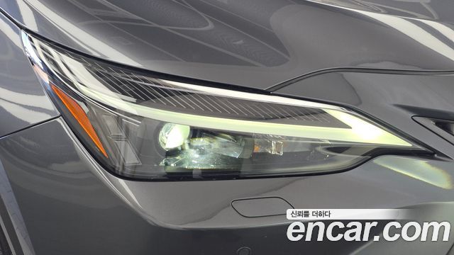 Lexus NX 2023 — photo 8
