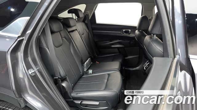 Kia Sorento 2021 — photo 12