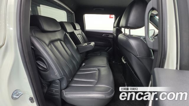 KG Mobility Rexton 2019 — photo 19