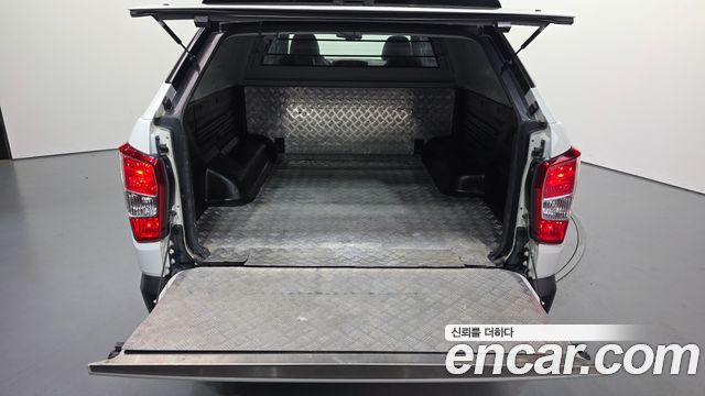 KG Mobility Rexton 2019 — photo 20