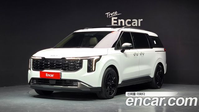 Kia Canival 2025 — photo 1