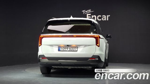 Kia Canival 2025 — photo 4