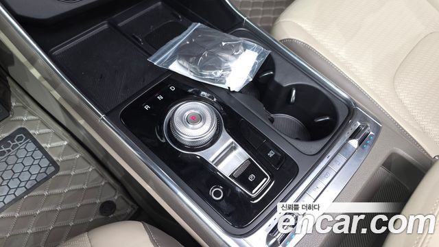 Kia Canival 2025 — photo 12