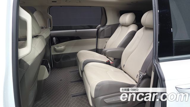 Kia Canival 2025 — photo 18