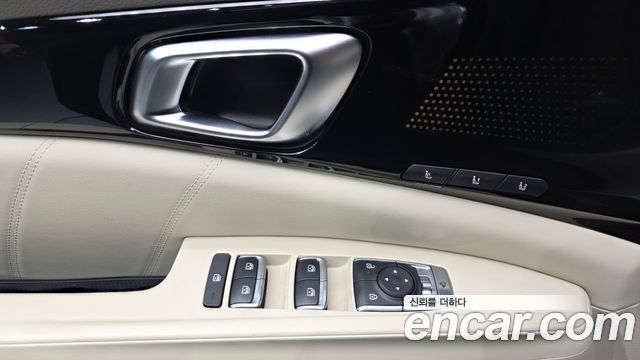 Kia Canival 2025 — photo 28