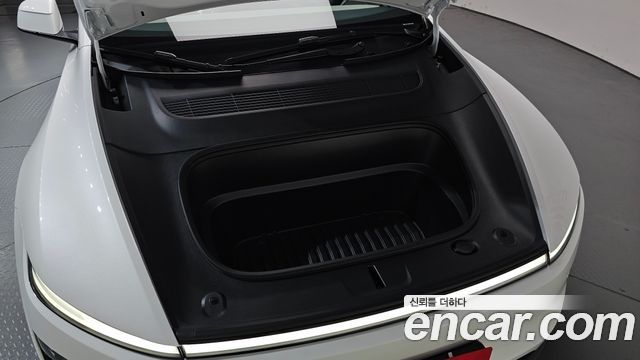 Tesla Model Y 2026 — photo 6