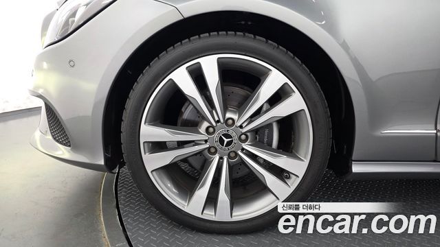 Mercedes-Benz CLS-Class 2015 — photo 5