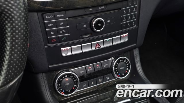 Mercedes-Benz CLS-Class 2015 — photo 18