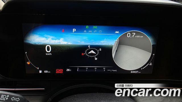 Kia Canival 2021 — photo 11