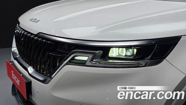 Kia Canival 2021 — photo 8