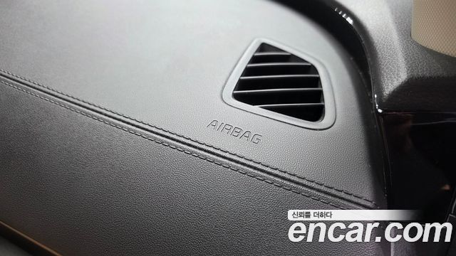 Kia Canival 2021 — photo 27