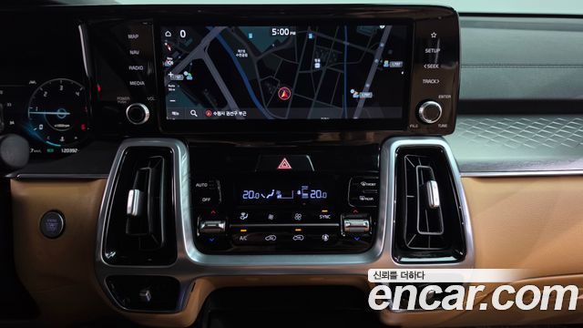 Kia Sorento 2021 — photo 18