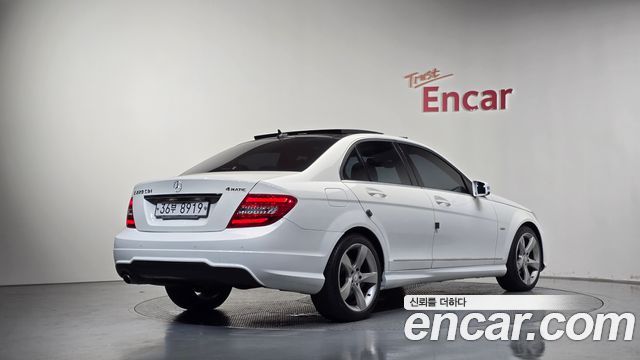 Mercedes-Benz C-Class 2014 — photo 2