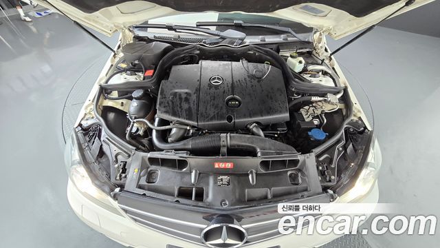 Mercedes-Benz C-Class 2014 — photo 6