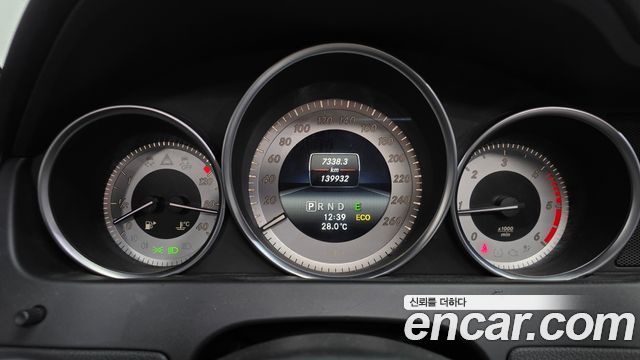 Mercedes-Benz C-Class 2014 — photo 8