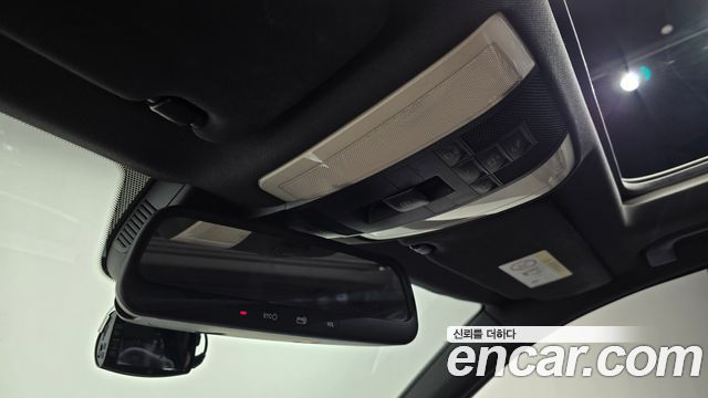 Mercedes-Benz C-Class 2014 — photo 18