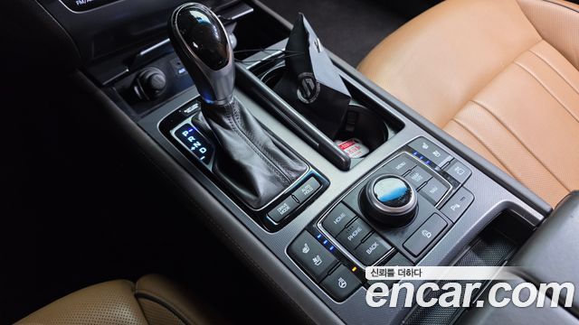 Hyundai Genesis 2015 — photo 9