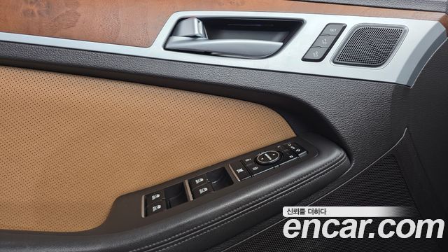 Hyundai Genesis 2015 — photo 12