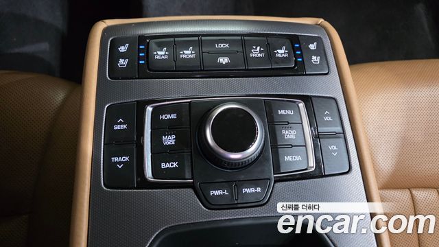 Hyundai Genesis 2015 — photo 18