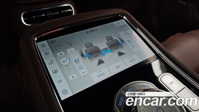 Genesis G90 2025 — photo 28