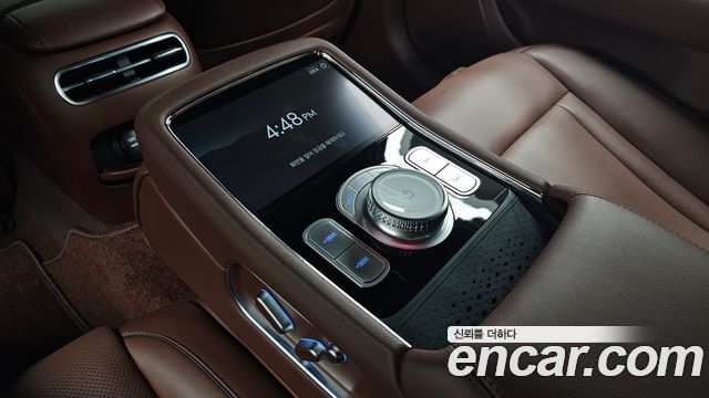Genesis G90 2025 — photo 32