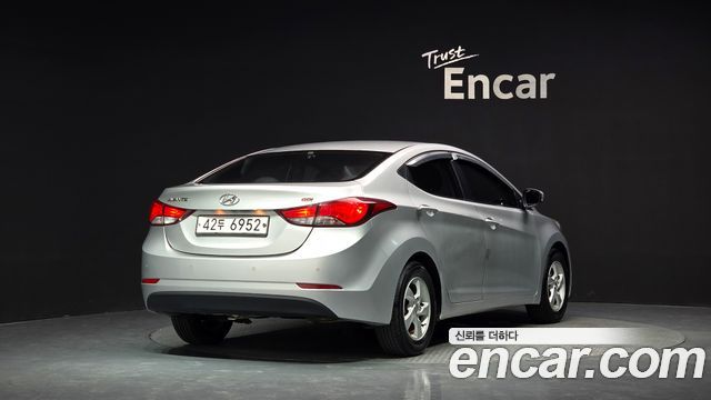 Hyundai AVANTE 2015 — photo 2