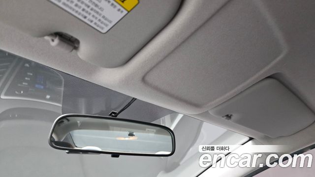 Hyundai AVANTE 2015 — photo 19